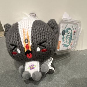 JAKKS Rare Pacific Ami Amis Wave 1 Skunk Theo Plush Doll Gray White Small